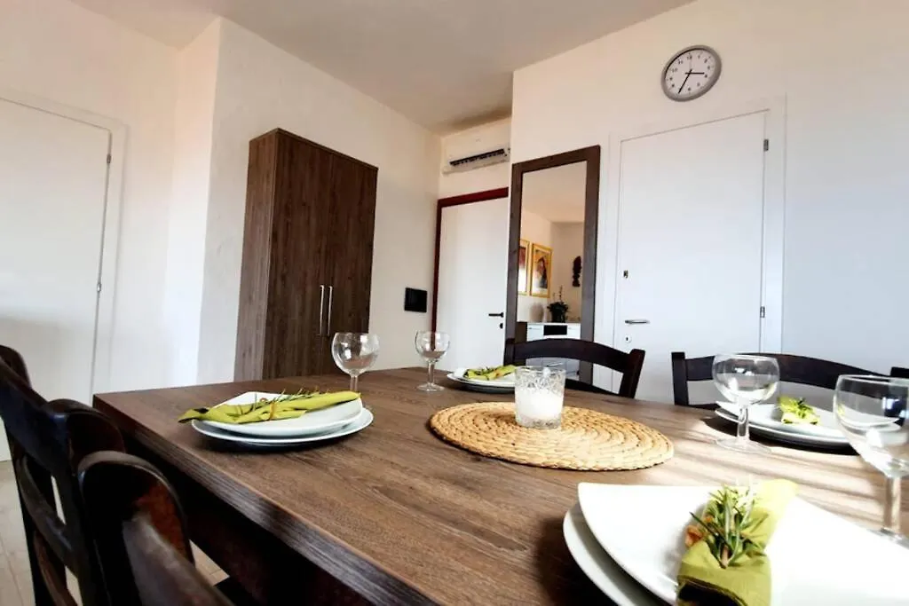 2-Bedroomed Modern Apartment With Seaview Costa Paradiso