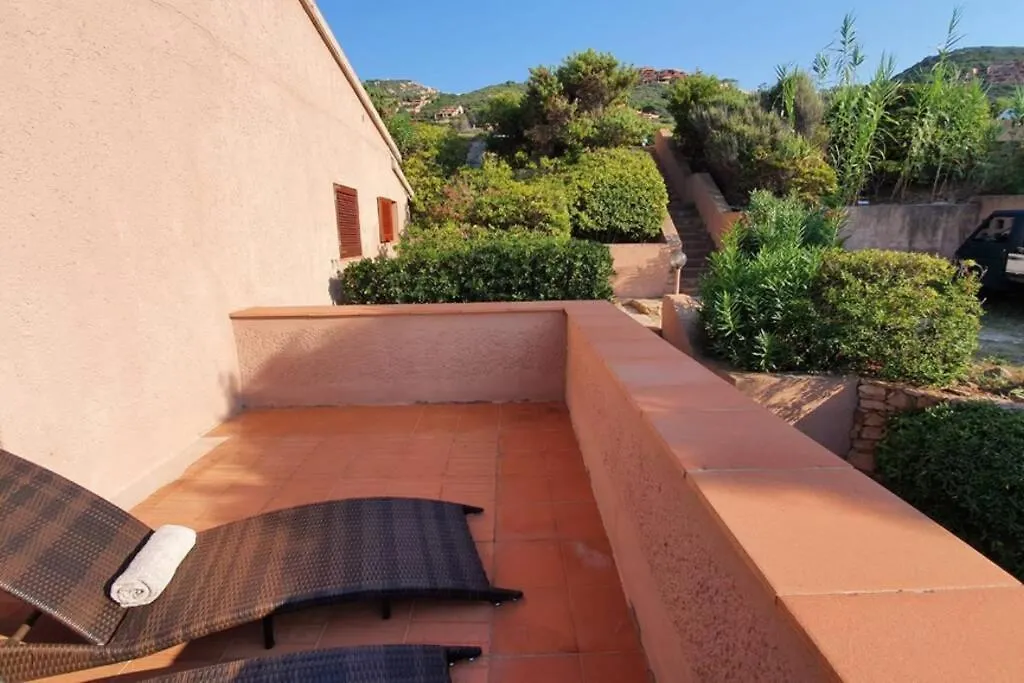2-Bedroomed Modern Apartment With Seaview Costa Paradiso