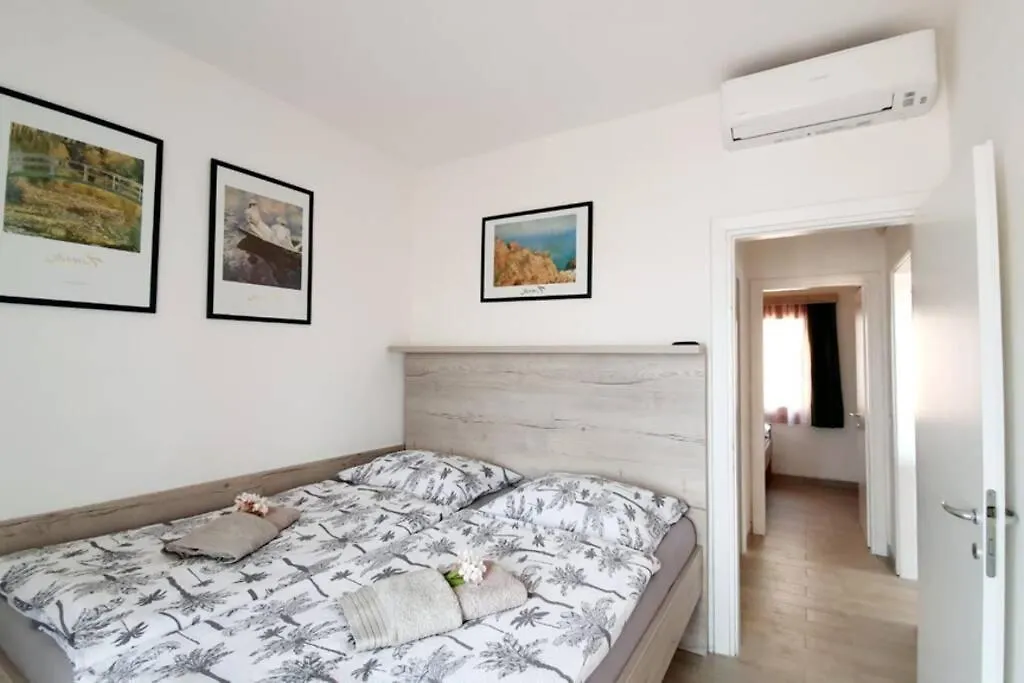 2-Bedroomed Modern Apartment With Seaview Costa Paradiso