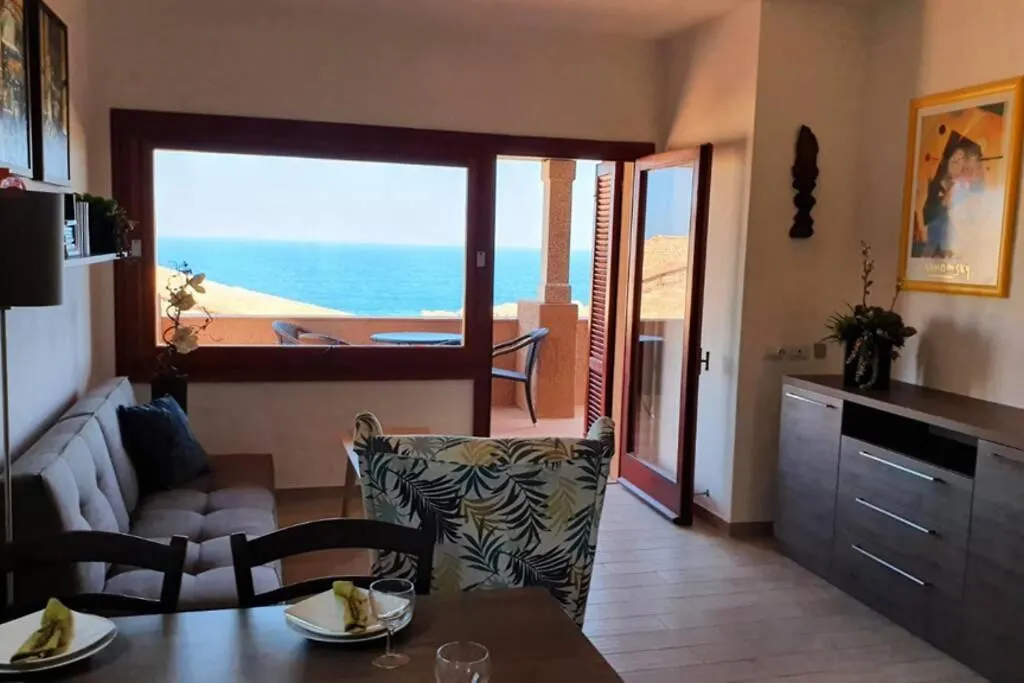 2-Bedroomed Modern Apartment With Seaview Costa Paradiso Italien