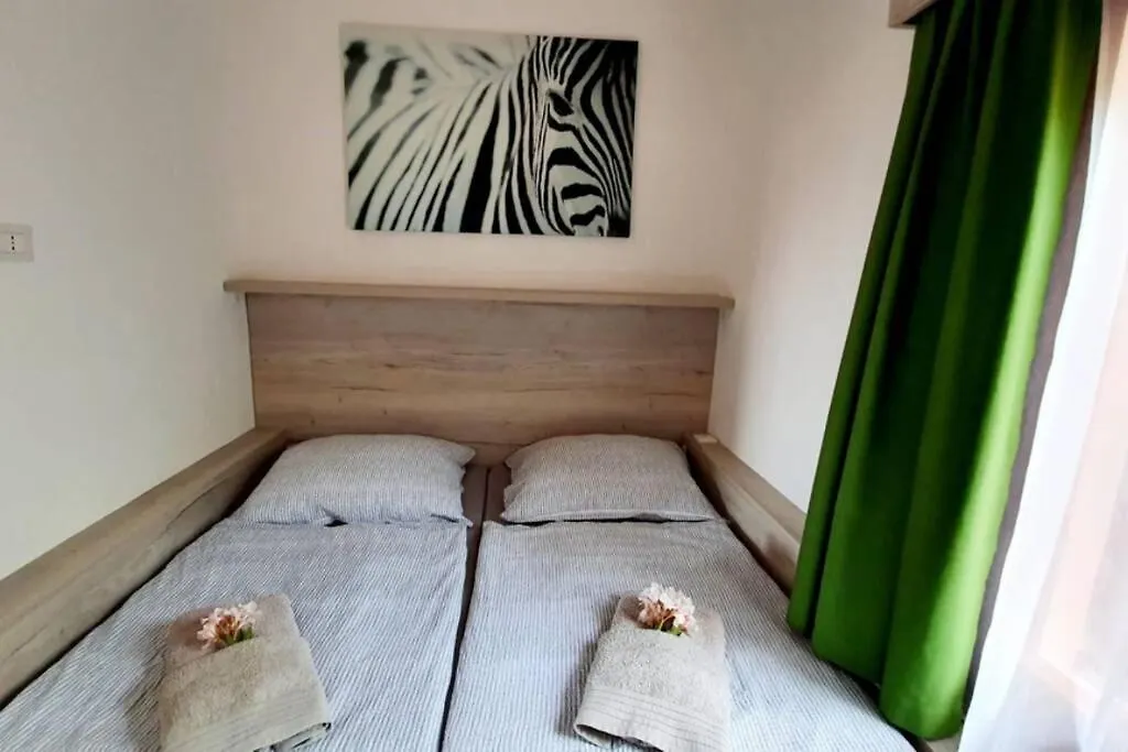 2-Bedroomed Modern Apartment With Seaview Costa Paradiso