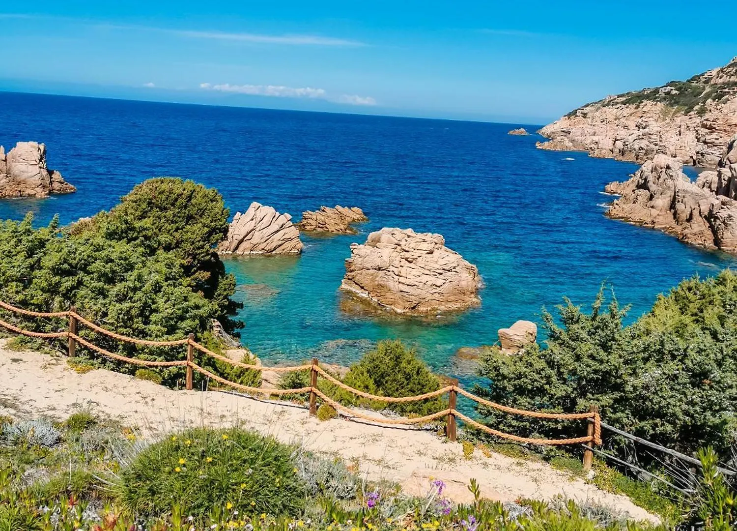 2-Bedroomed Modern Apartment With Seaview Costa Paradiso