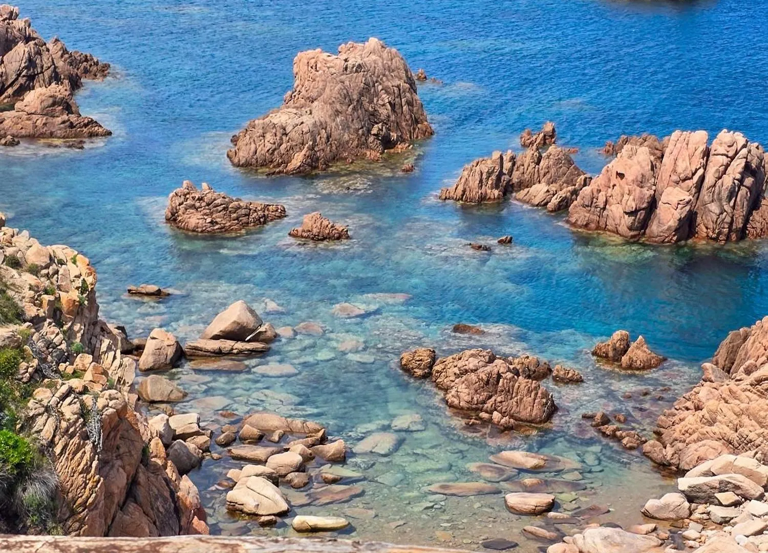 2-Bedroomed Modern Apartment With Seaview Costa Paradiso Italien